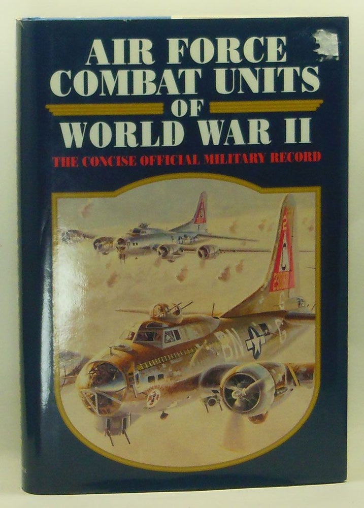 Item #4310012 Air Force Combat Units of World War II. Maurer Maurer.